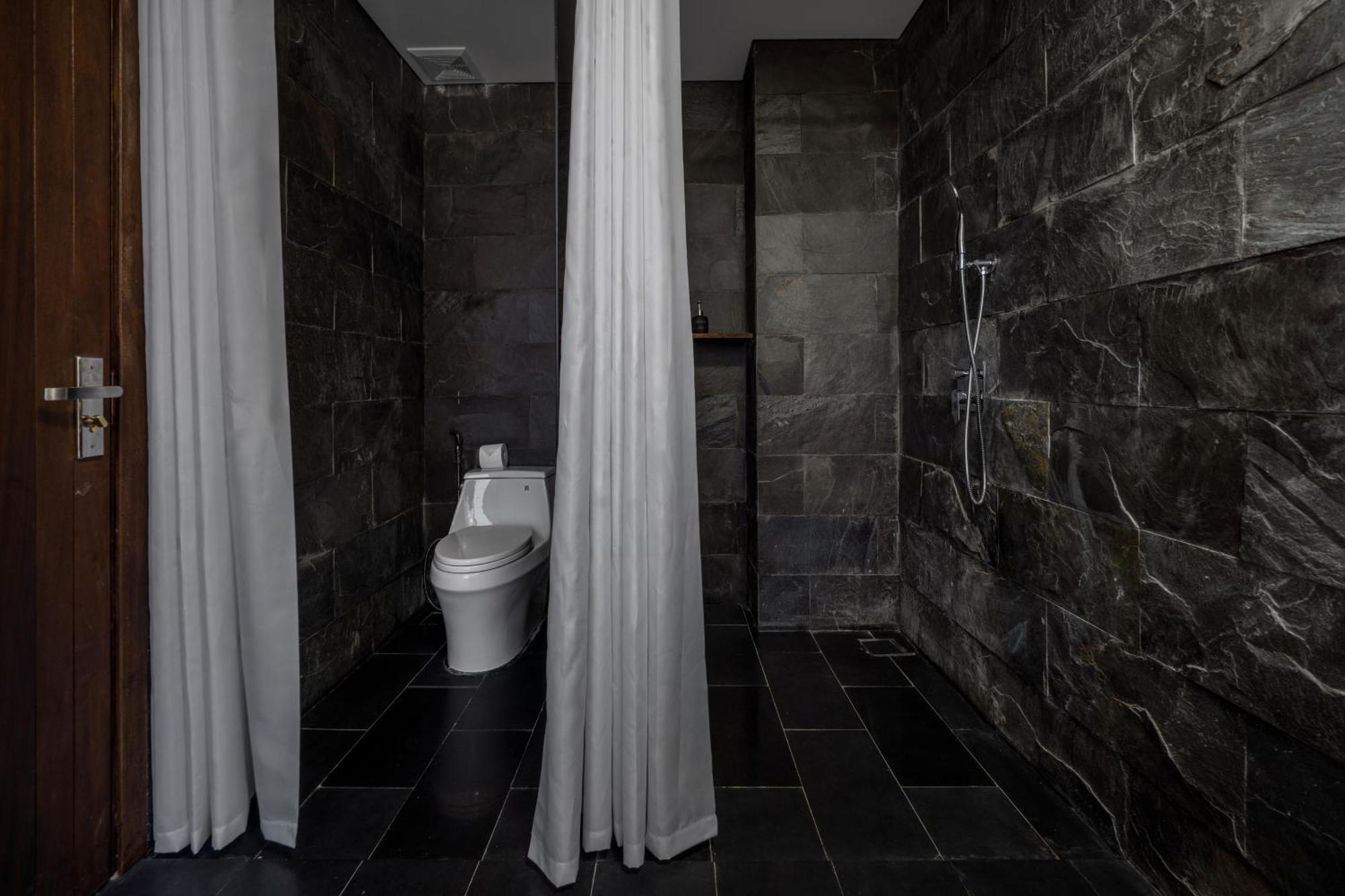 The Hem Hotel And Apartment Дананг Екстериор снимка